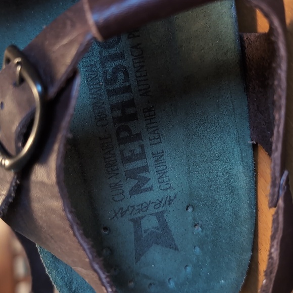 Mephisto Sam Brown Leather Sandals - Picture 4 of 8